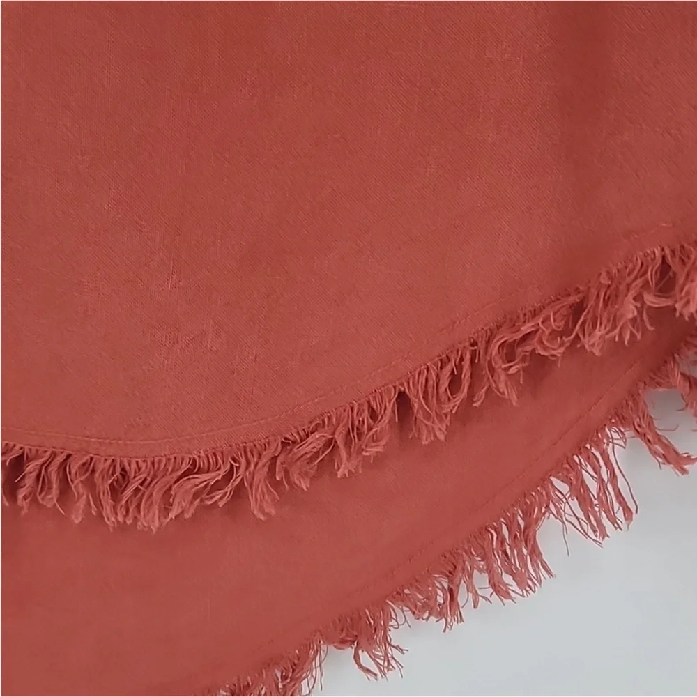 Anthropologie Cloth & Stone Coral Button Down Blouse With Frayed Hem Size Large - Picture 5 of 11